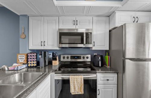 Modern 2BRM 2BATHRM Condo Near Everything in Augusta - Foto 8