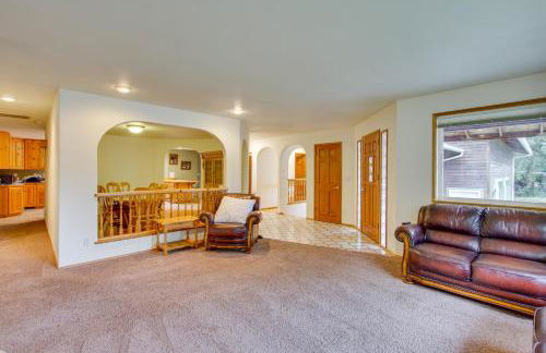 Hot Tub, 4 Mi to Wallace Falls Riverfront Retreat - Photo 6