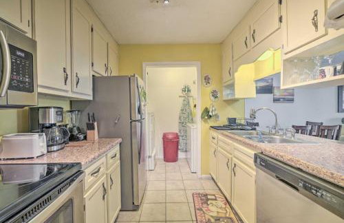 2 Mi to Beach! Bayside PCB Escape with Pool Access - Foto 5