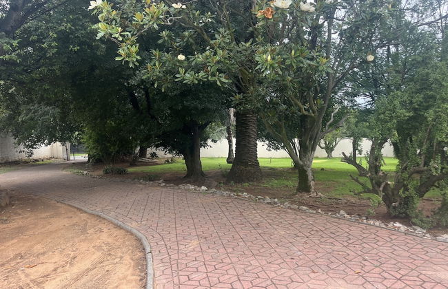 4th Road accommodation - Photo 13