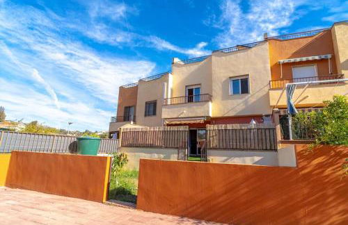 Adosado con vistas al mar desde la piscina con BBQ - Photo 30