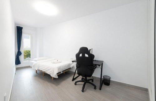 Hogar luminoso y amplio cerca del Mediterráneo - Photo 16