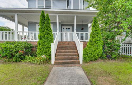 Walk to Public Beach Access Norfolk Family Home - Foto 33