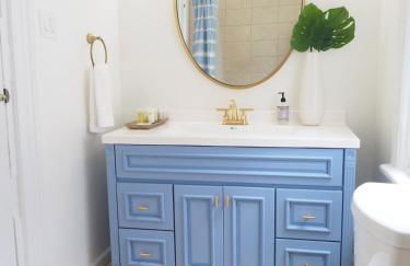 Stunning Forsyth Park Victorian - Walk to it all! - Foto 2