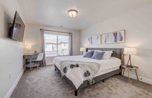 Modern Work/Relax - Private Hottub & Firepit - Foto 51