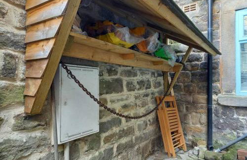 Characterful 2 bed cottage in excellent location - Photo 37