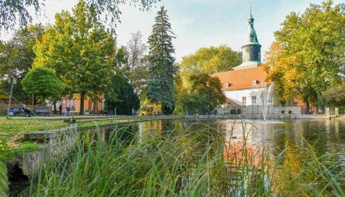 Modern Apartment with Balcony & Parking - Foto 3