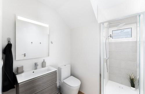 Villa Menta Relaxing corner in front of the Ocean - Photo 8