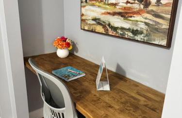 Cozy Room by Hofstra University - Photo 2