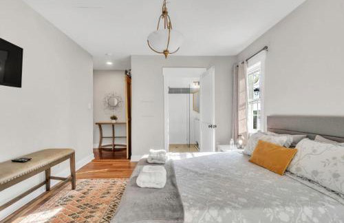 4Bed/3bath- 1 mile to Downtown - Foto 8