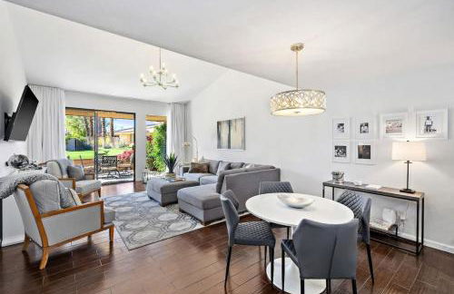 Sunrise Sanctuary Monthly Retreat with Pool - Foto 10