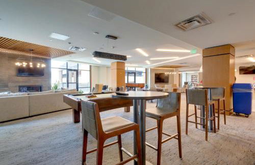 Upscale Denver Condo with Communal Deck and Gym! - Foto 18