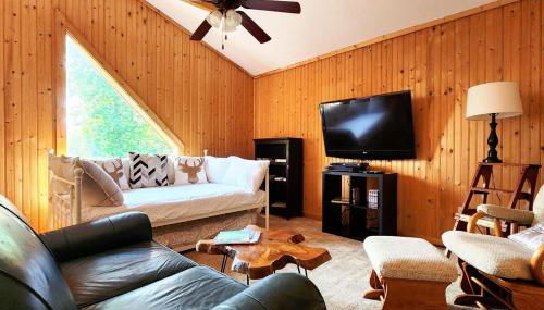 Solar powered log cabin with mountain views, 3acres - Foto 3