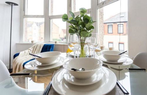 Modern 3 Bedroom Home with Parking in Southend - Foto 14