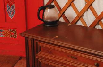 Mongolian yurt at a nature retreat - Foto 39