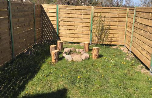 Charming Countryside Apartments - Photo 12