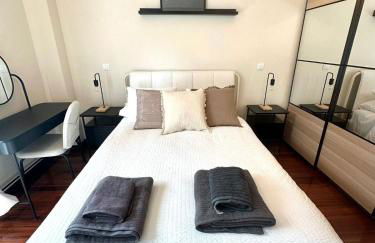 Reformado con Piscina y Jardín - Foto 18