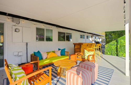 Desert Glow Getaway - Pool - Lounging - Backyard Games - Foto 32