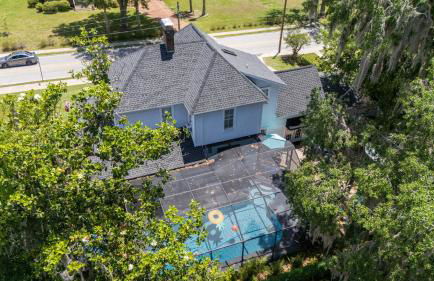 Martin B- historic district apt with pool - Foto 33