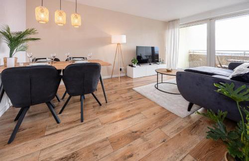 Moderne 2-Zimmer-Wohnung mit atemberaubender Skyline Aussicht auf Frankfurt! - Foto 2