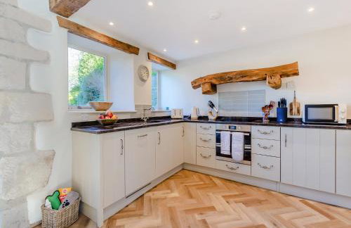 Badger Hill Barn - Photo 8