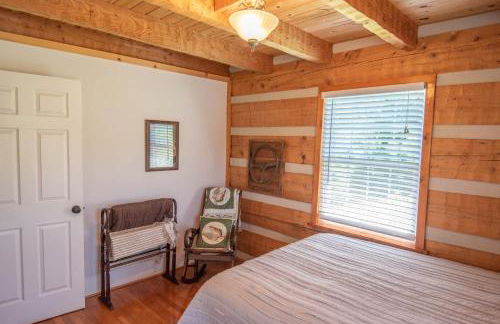 River Access, VIEWS, Sleeps 8, Fire Pit - Foto 12