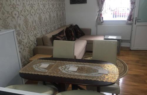 KNUTSFORD House Holidays - Foto 10