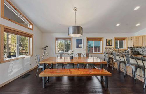 Mountain Retreat - Sleeps 7 - Canoe - Fireplace - Foto 18