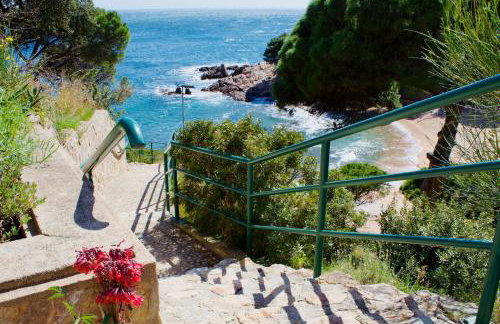 Maravilloso ático en primera línea del mar - Foto 22