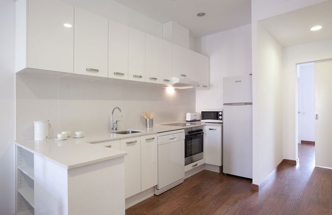 AB Montjuic - Photo 25