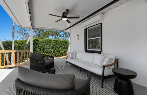 Bayside Hideaway! Private pool with water view and canal side dock! Available for Summer! - Foto 44