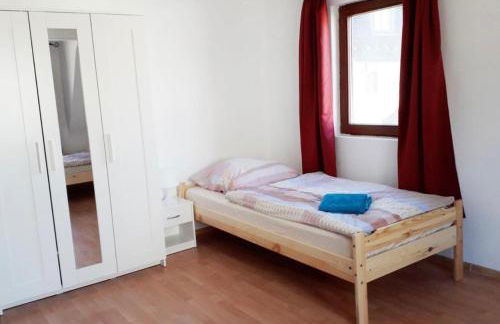 home2stay Worker House Feldstetten Kitchen,Wifi,Smart TV Parking *** - Foto 16