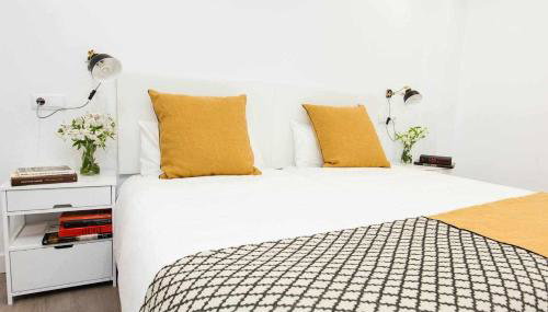 ISG Apartments Downtown family haven Free parking spot - Foto 3