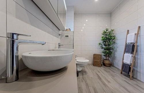 Luxury villa Adris with heated pool, Gym, sauna - Split - Photo 54