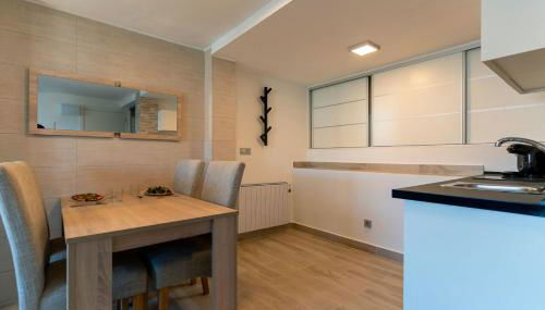 rentafive - Vistas al mar - Chalet - 2 Terrazas - Foto 5