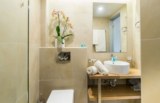 Ilios Hotel - Photo 18