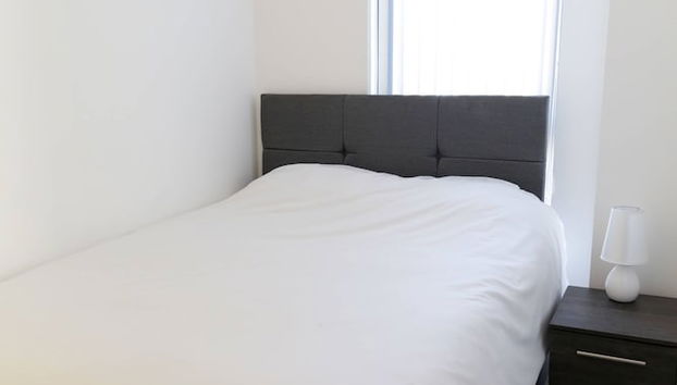 Henry Street - Apt 46 - Photo 4, Room