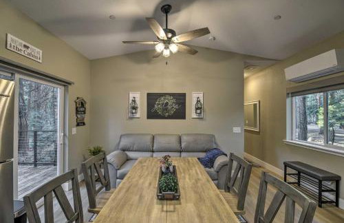 Secluded Butte Meadows Cabin with Deck and Grill! - Foto 6