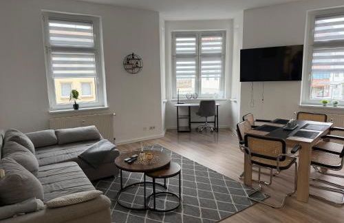 Gemütliche Wohnung direkt am Bahnhof perfekte Lage - Foto 1