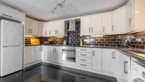 4BR House By Travel Lets Self Catering Accommodation Ballygowan With Near Belfast - Foto 4