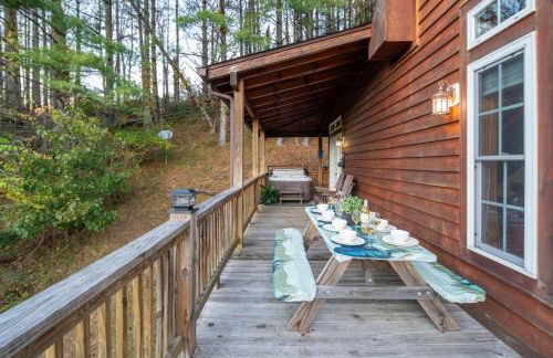 Mountain Retreat with Hot Tub, Game Room and Views - Foto 71