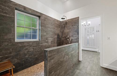 Luxury Riverfront Retreat Hot Tub, Game Room, Gym - Foto 36