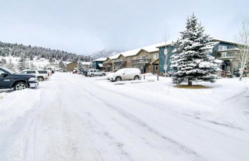 First-Floor Big Sky Condo with Hot Tub! - Foto 29
