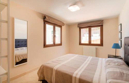 Villa Irene, Large First Line Villa wíth amazing sea- and coast views and large private swimming pool! - Photo 57