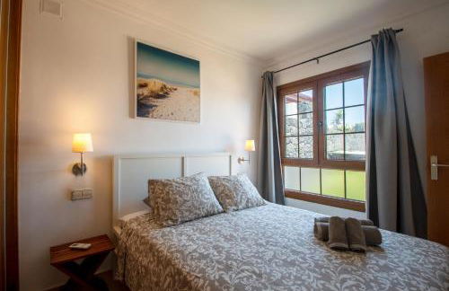 CASA LAURA VISTA LOBOS - spacious Villa with heatable pool and sea views - Photo 38