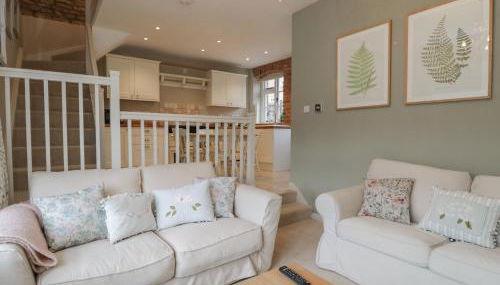 Granary Cottage - Photo 4