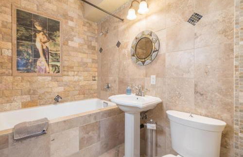 Lotus Mountain Suites East Suite - Foto 7