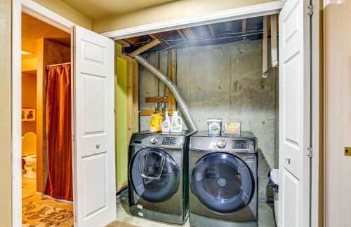 Spacious Family Home with Deck and Yard in Littleton! - Foto 33