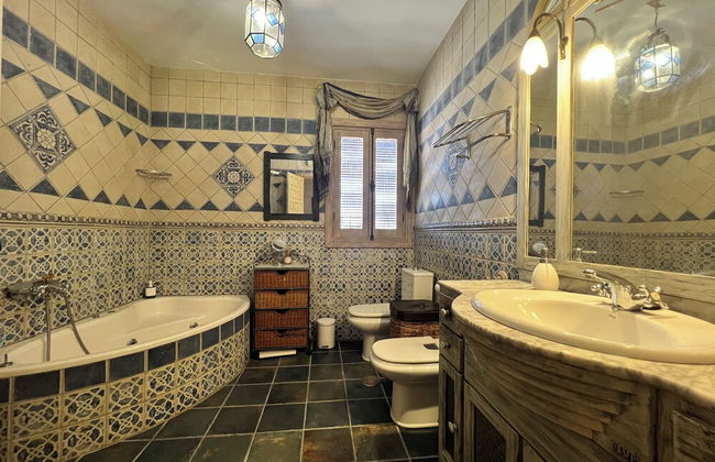 Cd-2102 · Three Bedroom Townhouse - Photo 17