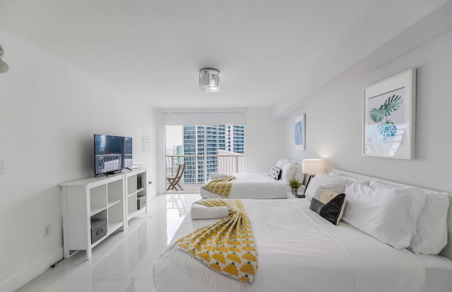 The Club- RE Rentals - Photo 4